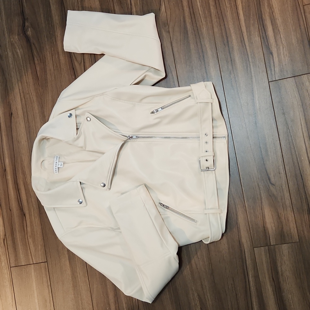 Beautiful White Non Leather Jacket, XL
